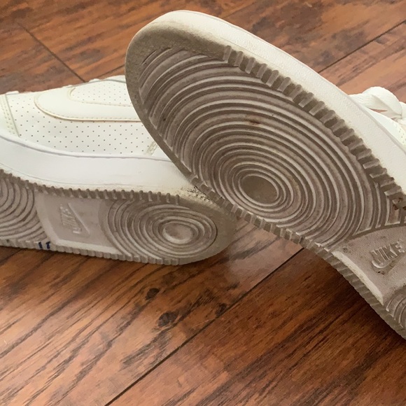 Nike sneakers - Picture 5 of 7